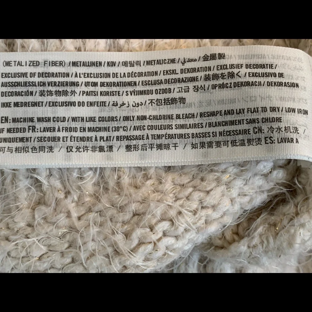 Abercrombie & Fitch Long Sleeve Sweater - Picture 8 of 8
